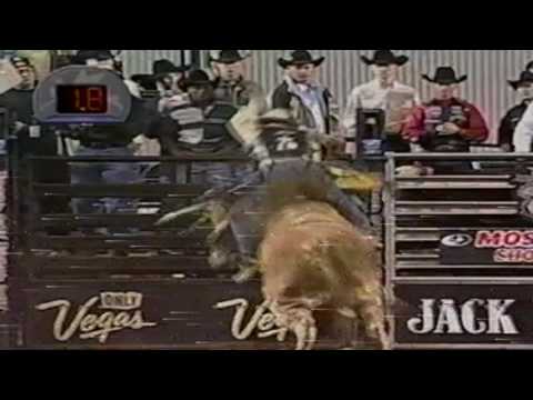 Ednei Caminhas vs Smokin' Smurf - 04 PBR Tacoma (90 pts)