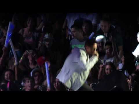 Two Fingerz - Hey DJ - Live Hip Hop tv 5th B-day Party - Forum Assago