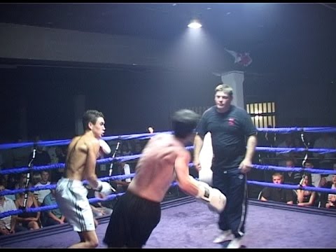 Unlicensed Boxing - SK v Rocky - One Round Slaughter!