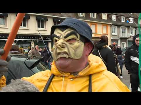 Carnaval du Portel : des pecs-pecs et des bonbecs comme s'il en pleuvait pour les enfants
