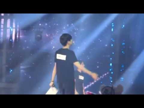 [Fancam] 150816 EXO-ChanYeol Angel part 2@The EXO' LuXion in HK