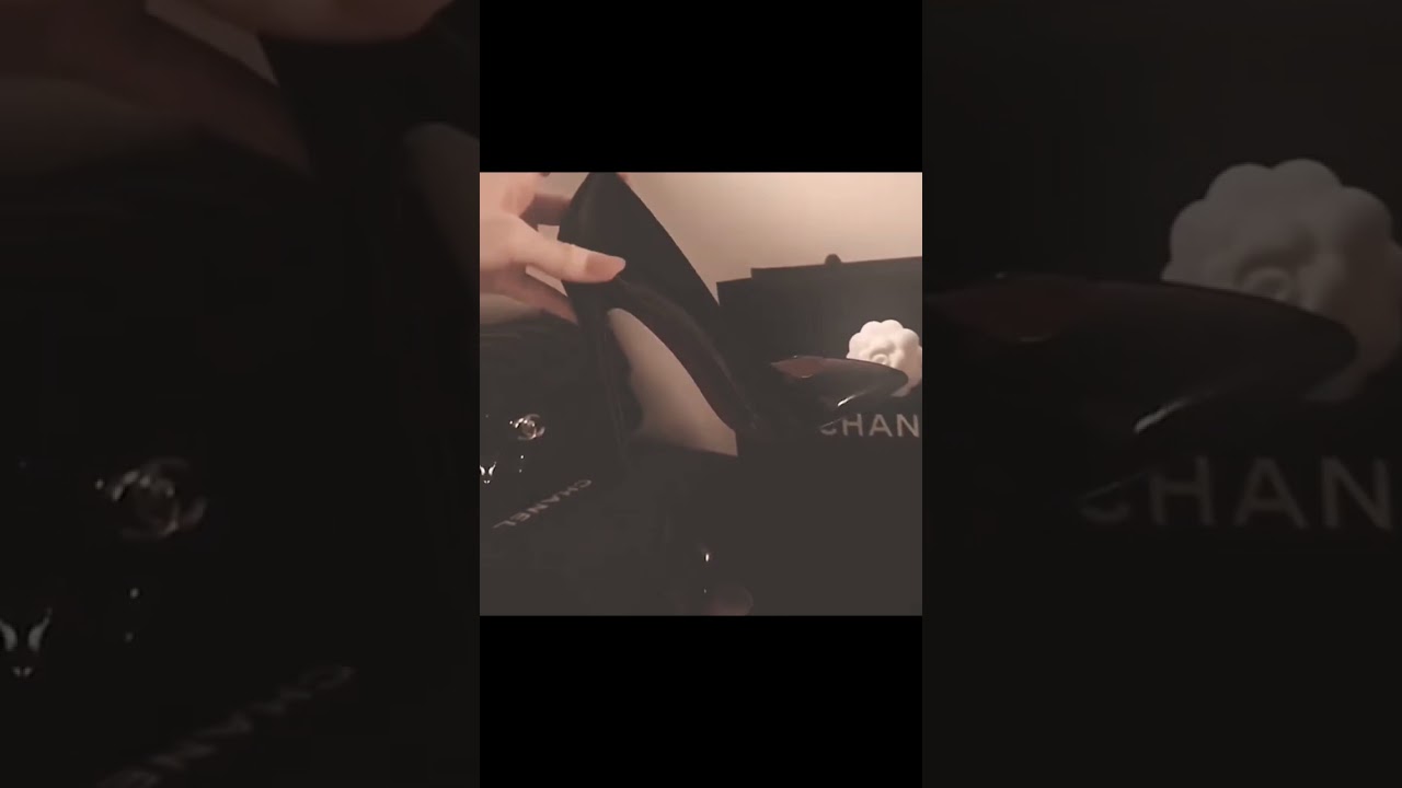 Best heels ever #wake #kpop #youvegotafriendinme #kpopmusic #lesserafim #wheniwasyourmanlya #edit