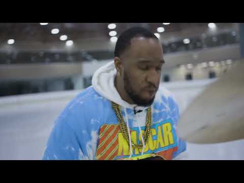 Aquarian 'Ice White' Reflector Series - Stand Up Performance