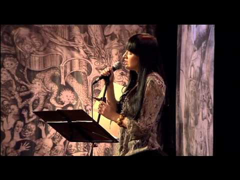 Jüri Üdi klubi: Sandra Nurmsalu - "Naer"