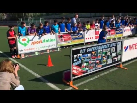 Christopeit Sport sucht den Superdribbler in Velbert