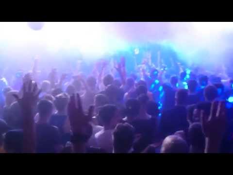 Liquicity @ Gloria Theater Cologne 10.10.15 | Show me love (Maduk Remix)