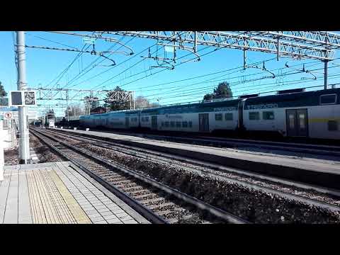 E464 + Carrozze Vivalto TN