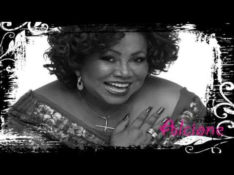Alcione _ Você Me Vira A Cabeça Me Tira Do Sério