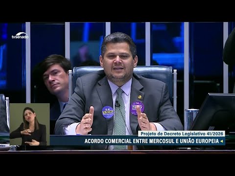 'Exemplo de luta para todas as brasileiras', diz Alcolumbre sobre Maria da Penha