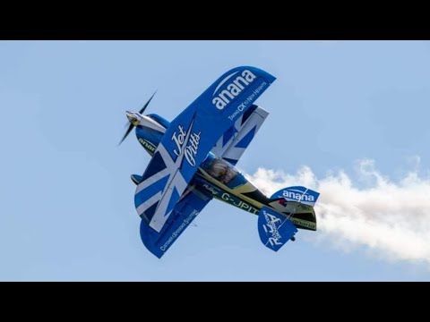 Muscle biplane Rich Goodwin Airshows  Bournemouth Air Festival