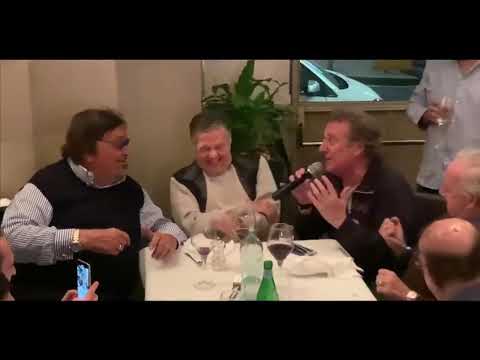 Che serata amici, 👬 👫 👭 noi siam così ci piace stare insieme! Festa di Natale By Smaila.