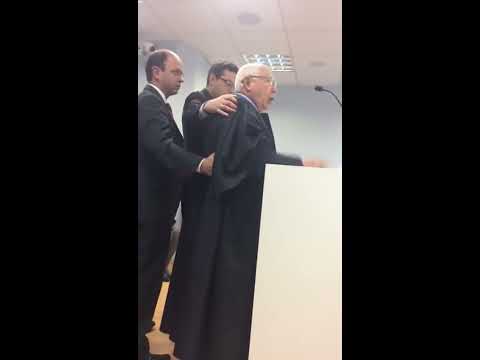 Lawyer accuses judge of asking for bribes