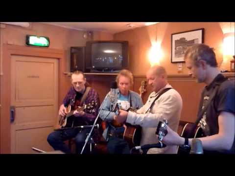 Endelig Mandag Band m flere - en live-medley (ti låter) fra Alexandria 100613