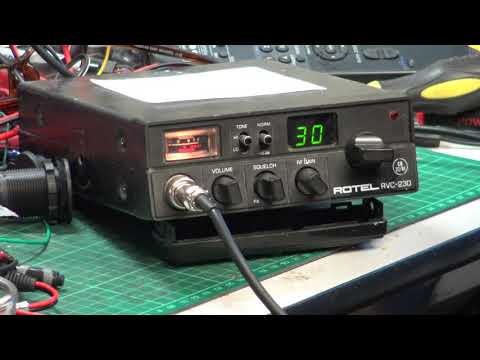 Moonraker Mini 27 WT UK CB27/81 CB radio (Handheld 20omW 1ch) - Field test, base side