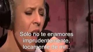 Robyn - Hang With Me en vivo acústico (Español)