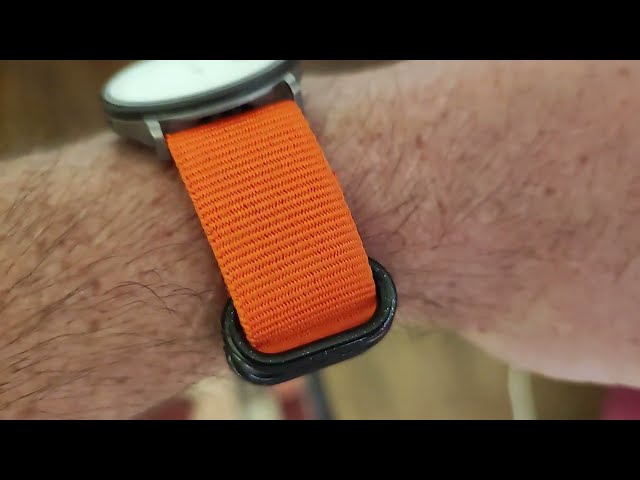 Vídeo relacionado con JUNGHANS Reloj radiocontrolado para Hombre Milano Mega Solar Milanese/Azul