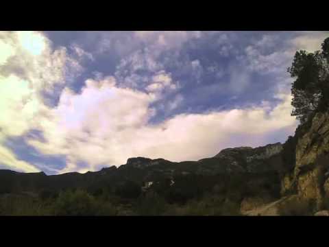 Llauri pas de nuvols