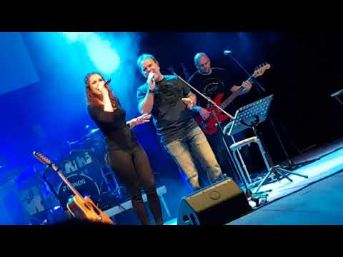 Kutná Hora - Jakub Smolík & Hedvika Tůmová / Ostrov v proudu dní