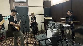 Download lagu Broken Rose - Burn Me Nicely (cover) mp3 Download lagu Broken Rose - Burn Me Nicely (cover) mp3