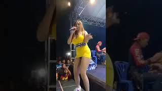 Download lagu goyang dangdut seksi mp3 Download lagu goyang dangdut seksi mp3