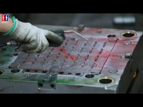 Manufacturing plastic injection molds | Double E Toys making