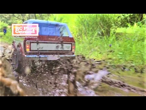 RC Car Traxxas TRX4 Ford Bronco, K5 Blazer Mud Rock Trail Action