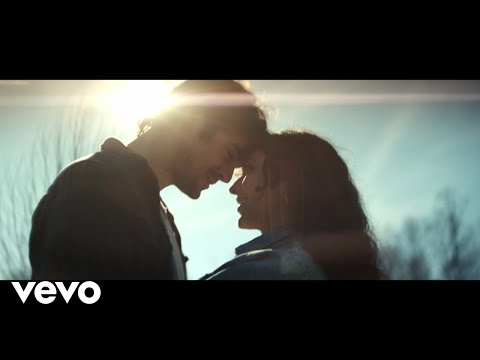 Wyatt Flores - Milwaukee (Official Music Video)