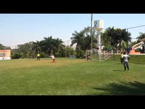 Nonato pegando pênalti , Quartas de finais