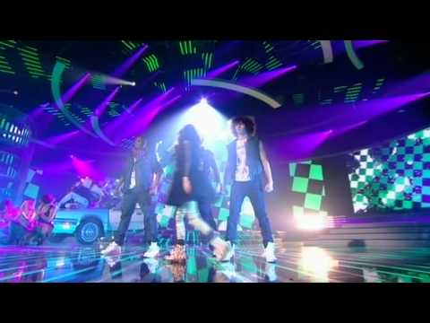 Cher sings Girlfriend - The X Factor Live show 8 (Full Version)