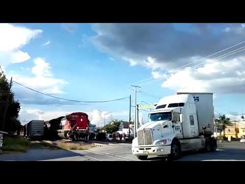 Ferromex 4048 Destroys Tractor Trailer
