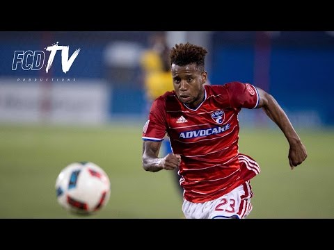 GOAL: Kellyn Acosta slides a shot under the arm of Ousted for a 1-0 lead!