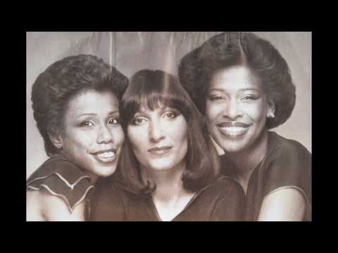 Formerly of the Harlettes - Cash In