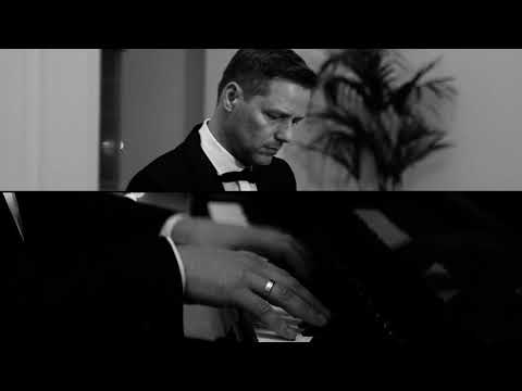 Makin' Whoopee - Piano accompaniment of Michelle Pfeiffer, in the movie  -The Fabulous Baker Boys