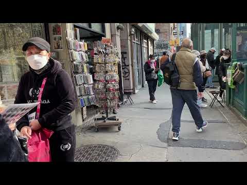 #FakeBags sellers on #CanalStreet in #NewYork's Chinatown