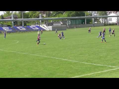 Gol Klaudii Miłek przeciwko UKS SMS Łódź