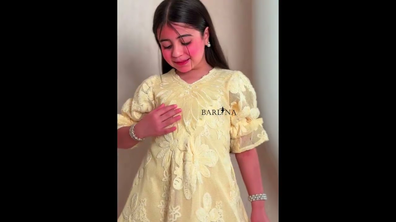فستان بناتي بقماش شبكي مزين بزهور  - 6 سنوات - وردي