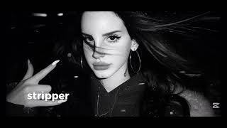 She’s not me - Lana del Rey - Lyrics