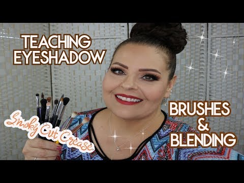 TEACHING EYESHADOW - BRUSHES & BLENDING l Sherri Ward