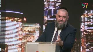 הרב אבנר קוואס - משמר הגבולות - פרק 3 (הרב אבנר קוואס) - התמונה מוצגת ישירות מתוך אתר האינטרנט יוטיוב. זכויות היוצרים בתמונה שייכות ליוצרה. קישור קרדיט למקור התוכן נמצא בתוך דף הסרטון