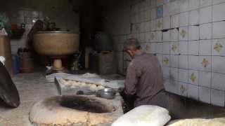 preview picture of video '► Traditional Baking Bread in Masouleh / Iran'