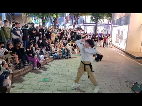 SATURDAY. SHINHWA & YU KAGAWA. EXHILARATING INTERACTIVE BUSKING. HONGDAE.