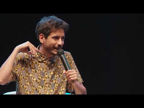 Valerio Lundini live a Grottammare - Manifestazione Cabaret amoremio - premio Arancia d'Oro