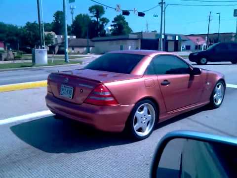 SLK230 illusion of wheels spinning backwards