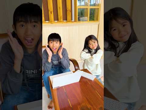 ACC - Cô bé bắt chước âm thanh rất giỏi  || The little girl is very good at imitating sounds.