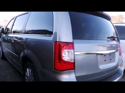2015 Chrysler Town & Country Limited Platinum