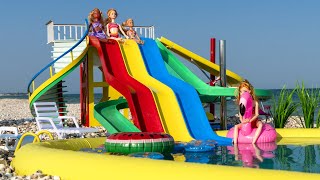 Elsa and Anna swimming pool fun ~ Water Park,WATER SLIDE for barbie dolls First Person Shooter!