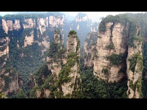 Bem-vindo ao mundo do filme “Avatar” = Wulingyuan em Zhangjiajie, China