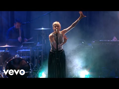 Aurora - I Went Too Far (Live on the Honda Stage)