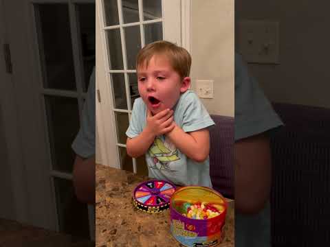 Bean Boozled #beanboozle #beanboozledchallenge #yourmom #family #familyfun
