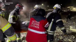 В пригороде Харькова обстреляли терминал «Новой почты»: 4 погибших (видео)